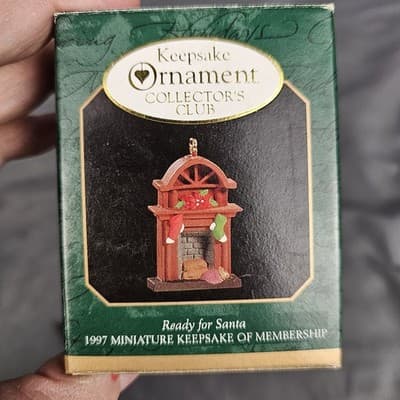 1997 Hallmark Keepsake Miniature Mini Christmas Ornament Ready For Santa Members - Thumbnail 8