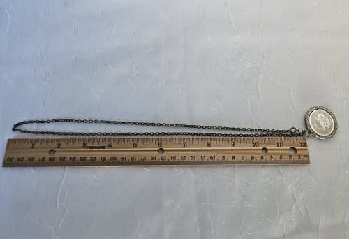 Vtg Bicentennial 1776 $20 Replica Coin Pendant Necklace Silver Tone 12” Chain - Thumbnail 7