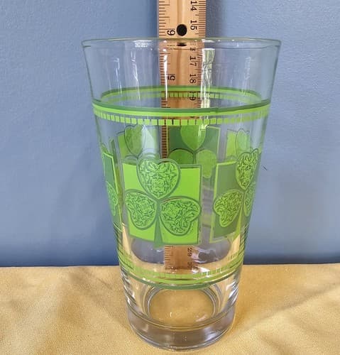 Vintage Libbey Green Shamrock Clover Glasses Set of 2 St Patrick’s Day Tumblers - Thumbnail 3