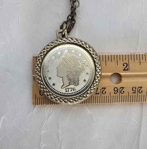 Vtg Bicentennial 1776 $20 Replica Coin Pendant Necklace Silver Tone 12” Chain - Thumbnail 6
