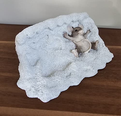 Mice Charming Tails ~ Dean Griff - MAXINE MAKING SNOW ANGELS in box Silvestri - Thumbnail 2
