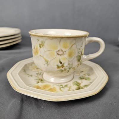 Vintage 1970s Mikasa Avante Venezia Tea Cups & Saucers Set of 4 Retro - Thumbnail 3
