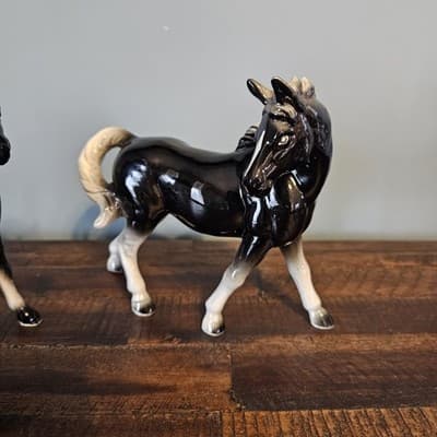 Vintage Japan Ceramic Horse Figurines Pair Black & White Glossy Mid Century - Thumbnail 2