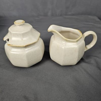 Mikasa Avante Ivory Creamer and Sugar Bowl with Lid Retro Vintage - Thumbnail 2