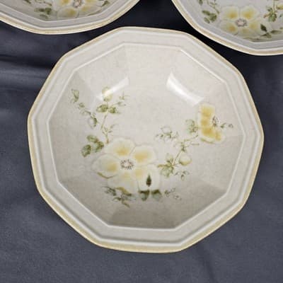 Vintage 1970s Mikasa Avante Venezia Bowls Salad, Cereal, Soup Set of 3 Retro - Thumbnail 3