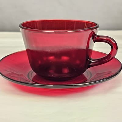 Vintage Royal Ruby Red Anchor Hocking Teacups and Saucers Set of 4 Excellent - Thumbnail 2