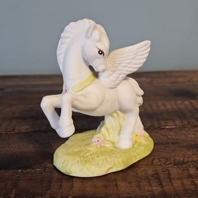 Vintage Wallace & Berrie co. Fantasy Series Pegasus 1982 #4962 Porcelain - Thumbnail 2