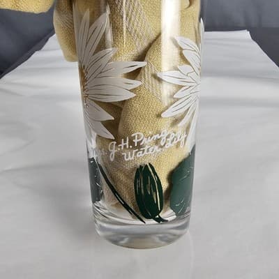 Vintage Boscul Peanut Butter 5" Glass Water Lily Mrs. J. H Pring - Thumbnail 3