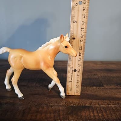 Vintage Lefton Palomino Foal Horse w White Socks 4.5 Tall Porcelain #2212 - Thumbnail 9