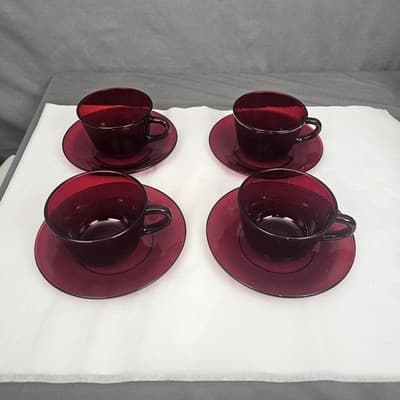 Vintage Royal Ruby Red Anchor Hocking Teacups and Saucers Set of 4 Excellent - Thumbnail 4