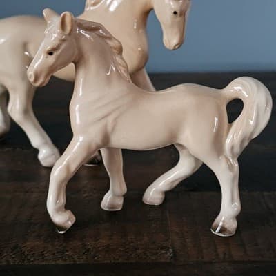Vintage Lefton Japan Horse & Foal Figurines Cream Palomino Porcelain Pair - Thumbnail 3