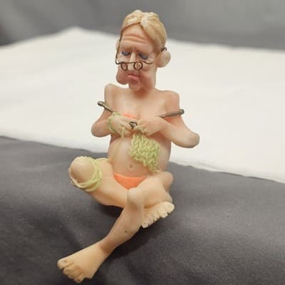 Granny Old Lady Bikini Knitting Figurine Small Sitting on Edge Plastic Free Ship - Thumbnail 2