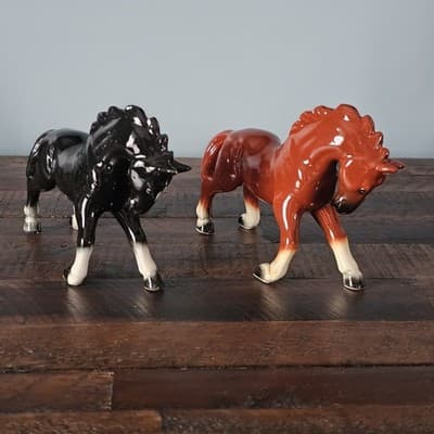 Vintage Gloss Horse Figurines Black & Chestnut Pair Set of 2 Prancing - Thumbnail 4
