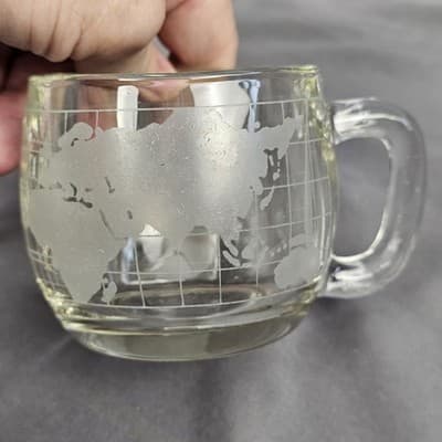 Vintage Nescafe World Globe Etched Glass Coffee Mugs 4 Pc Set Nestle, 3 dif. Run - Thumbnail 8