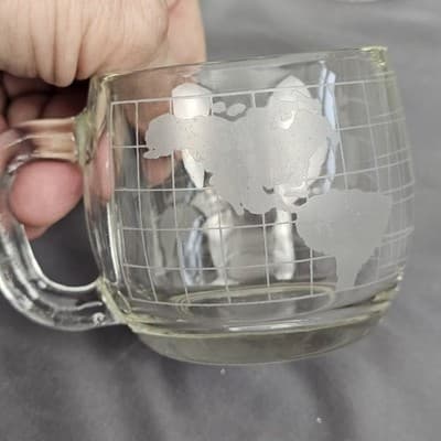 Vintage Nescafe World Globe Etched Glass Coffee Mugs 4 Pc Set Nestle, 3 dif. Run - Thumbnail 9