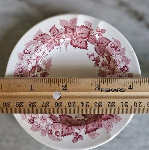 Wedgwood Pink Bramble Ashtray 4.25" - Thumbnail 2