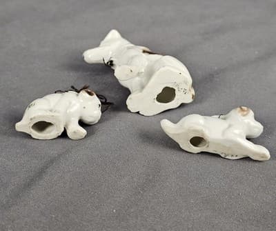 Vintage Made in Japan Dog and Puppies 2 1/4" tall Minature Set - Thumbnail 4