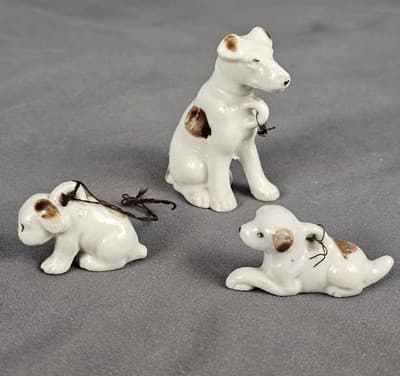 Vintage Made in Japan Dog and Puppies 2 1/4" tall Minature Set - Thumbnail 2