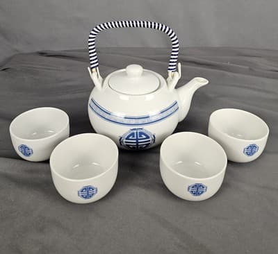 Antique Japanese Wicker Handle Blue & White Floral Teapot W/ 4 Cups Marked - Thumbnail 2