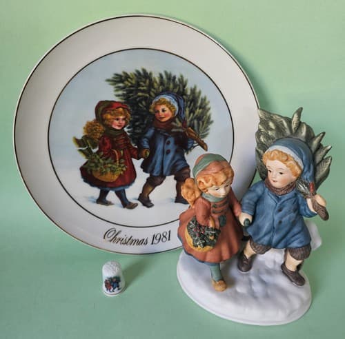 Keeping The Christmas Tradition - AVON 1981 Memories Figurine Plate Thimble Set - Thumbnail 2