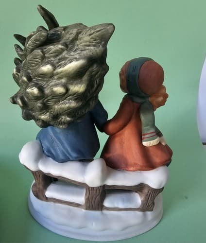 Keeping The Christmas Tradition - AVON 1981 Memories Figurine Plate Thimble Set - Thumbnail 11