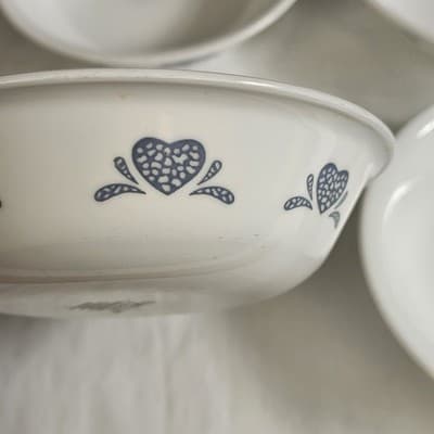 Set Of 4 Corelle Corning Blue Hearts 5 3/8" Berry Bowls (No Chips or Cracks) - Thumbnail 5
