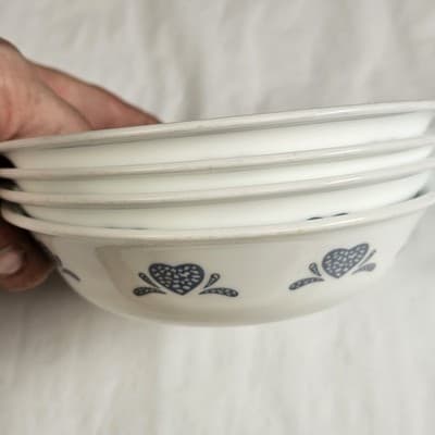 Set Of 4 Corelle Corning Blue Hearts 5 3/8" Berry Bowls (No Chips or Cracks) - Thumbnail 6
