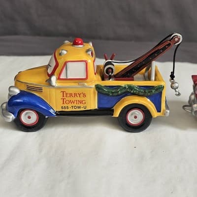 Dept 56 Snow Village Terry's Towing 54895 Truck Car - Thumbnail 3