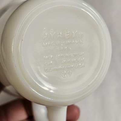 PYREX 3.5” Old Town Blue Onion Creamer Vintage Milk Glass Tall D Handle - Thumbnail 3
