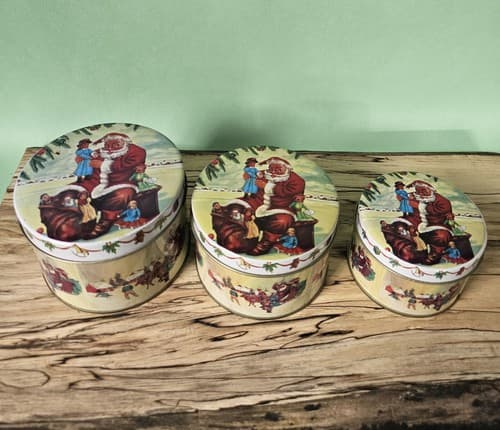 3 Sizes of the Season Christmas Santa Claus Holiday Nesting Cookie Nuts Tins - Thumbnail 2