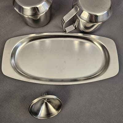 Vintage 1970 Oneida 18/8 Stainless Steel Sugar & Creamer w/ Matching Plate Japan - Thumbnail 5