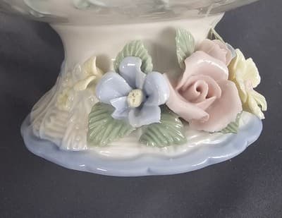 Vintage China Porcelain Figural Multi Color Roses Tealight Candle or Candy Dish - Thumbnail 10