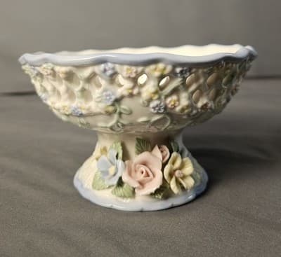 Vintage China Porcelain Figural Multi Color Roses Tealight Candle or Candy Dish - Thumbnail 4