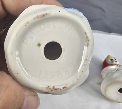 3 Vintage Little Red Riding Hood Salt & Pepper Shakers - Thumbnail 10