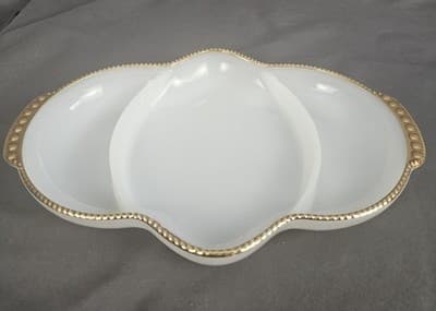 Vintage Fire King Oven Ware Milk Glass Gold Trim Serving Platter 11" x 7.5" - Thumbnail 2