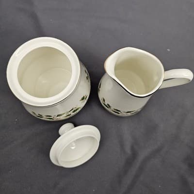 Holly Holiday Home for the Holidays Sugar and Creamer Set Christmas - Thumbnail 3
