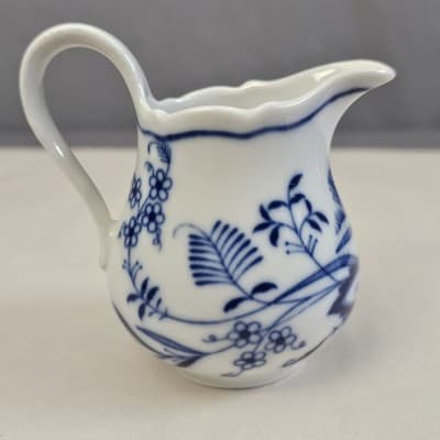 Winterling Bavaria Blue Onion Mini Creamer 3.25"h Vintage Germany u-11B - Thumbnail 2