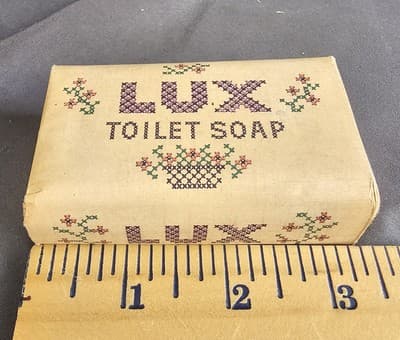 Vintage Soap Bar Wrapped Original Lux Lever Bros. Toilet Bathroom Bath 1940's - Thumbnail 3
