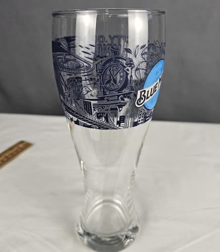 Blue Moon "City of Champions" Pilsner 20oz Tallboy Beer Glass 8.75” Tall - Thumbnail 9