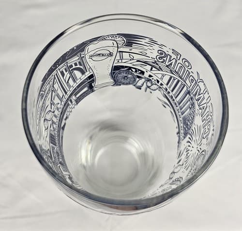 Blue Moon "City of Champions" Pilsner 20oz Tallboy Beer Glass 8.75” Tall - Thumbnail 3