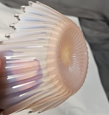 FOSTORIA Pink Heirloom Opalescent Crimped Glass Bowl Vintage (Pinker) MCM - Thumbnail 16