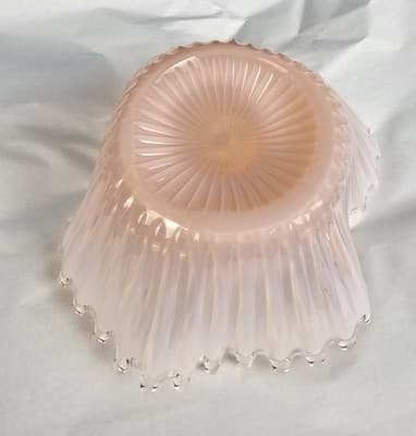 FOSTORIA Pink Heirloom Opalescent Crimped Glass Bowl Vintage (Pinker) MCM - Thumbnail 9