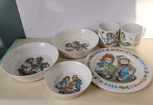 Vintage Raggedy Ann and Andy 1969 Melamine Cereal Bowls Plate cups Oneida Deluxe - Thumbnail 2