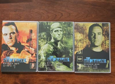 The Sentinel: The Complete First Season [3 Discs] Very Good Condition