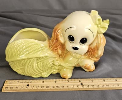 Vintage 1950’s Hull Pottery Dog Puppy With Yarn And Knitting Needles Planter - Thumbnail 7