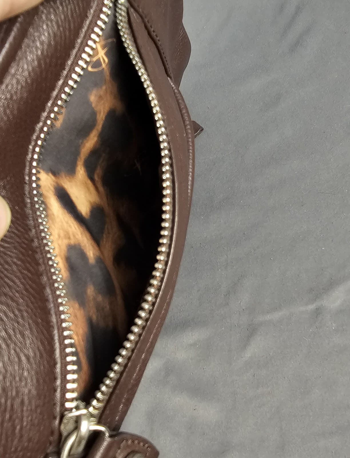 B. Makowsky Durango Soft Pebble Brown Leather Convertible Crossbody Shoulder Bag - Thumbnail 13