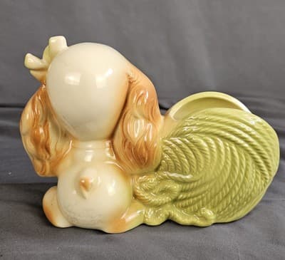 Vintage 1950’s Hull Pottery Dog Puppy With Yarn And Knitting Needles Planter - Thumbnail 4