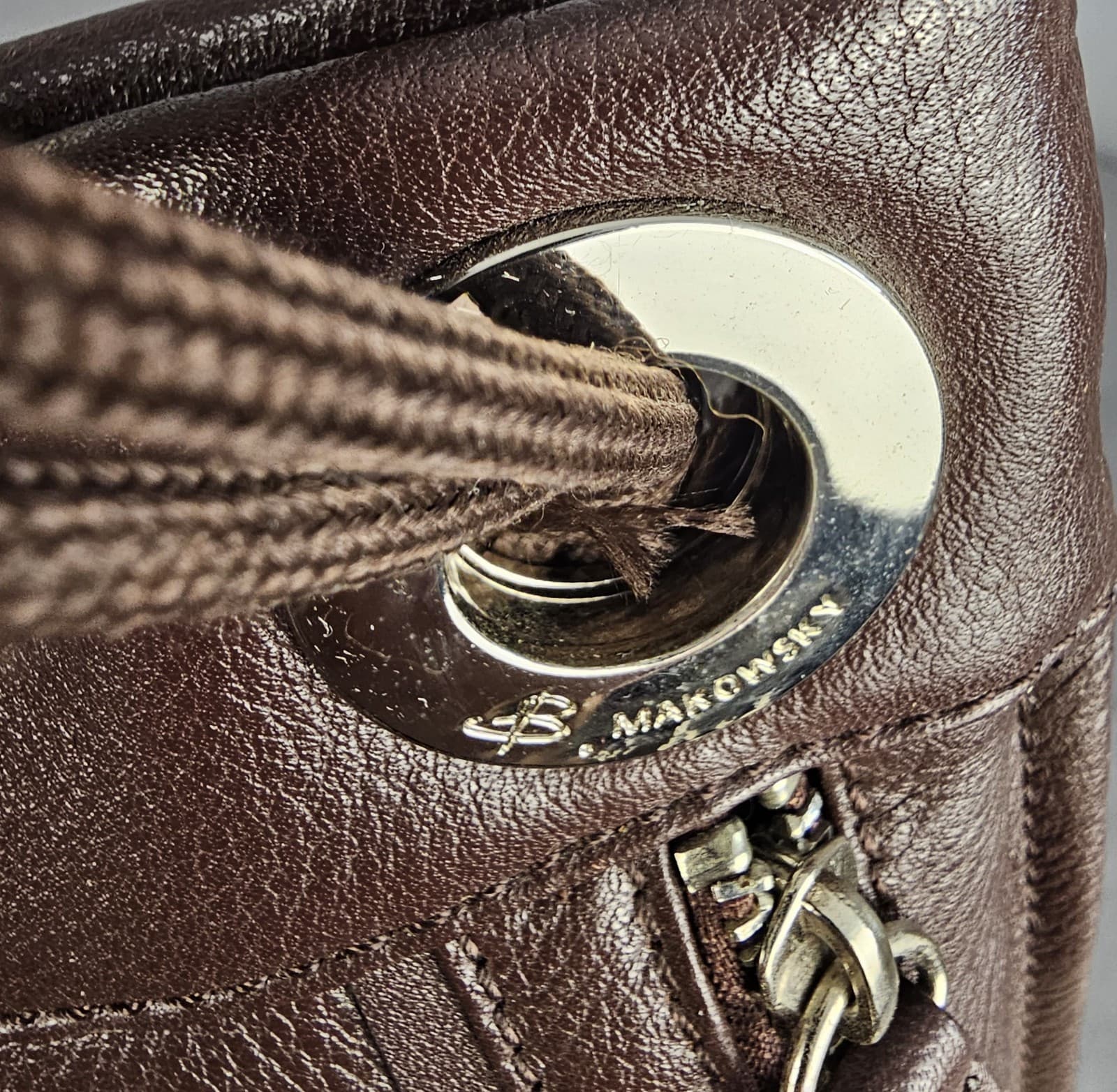 B. Makowsky Durango Soft Pebble Brown Leather Convertible Crossbody Shoulder Bag - Thumbnail 4