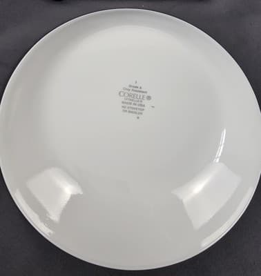 2 Crimson Trellis by Corelle Bread & Butter Plates - 6.75" - Thumbnail 3