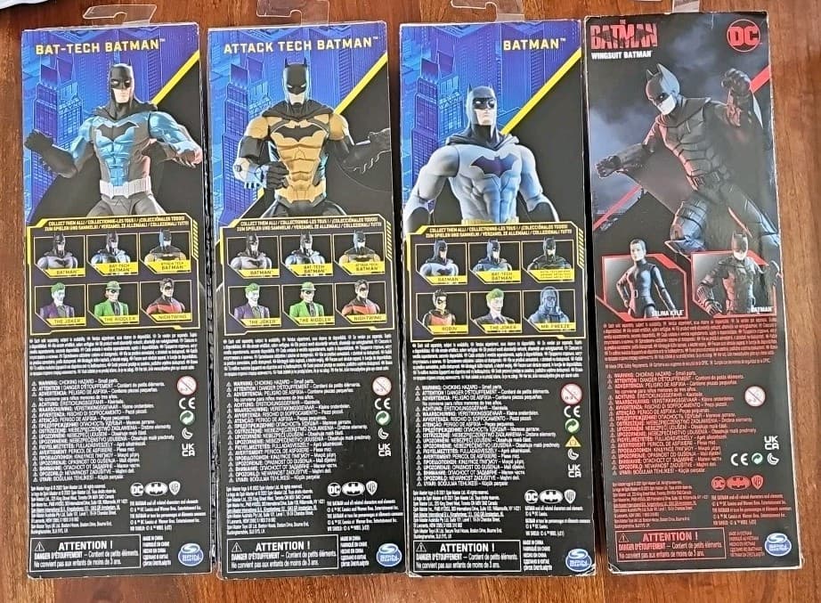 4 DC Comics 2022 The Batman Movie Wingsuit Batman 12-inch Action Figure NEW - Thumbnail 2